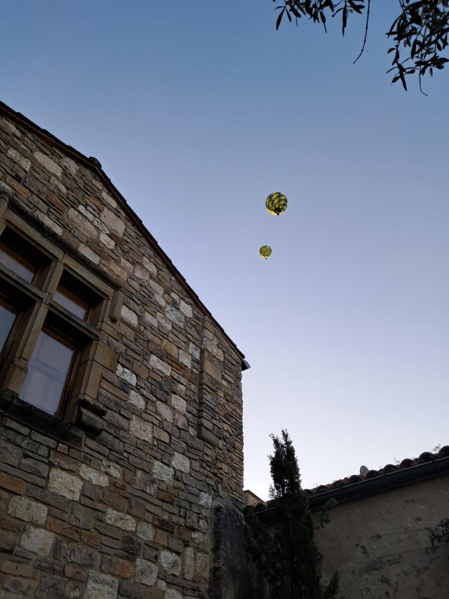 La Maison Bakea Cordes-sur-Ciel Exterior photo